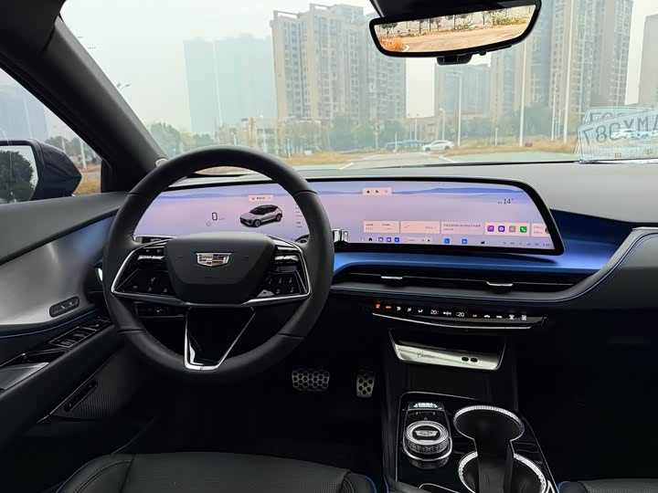 Cadillac GT4 2023 2023款 25T 尊贵型