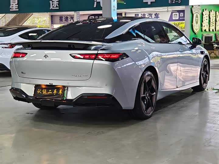 GAC Hyptec GT 2023 2023款 710后驱超充Max版