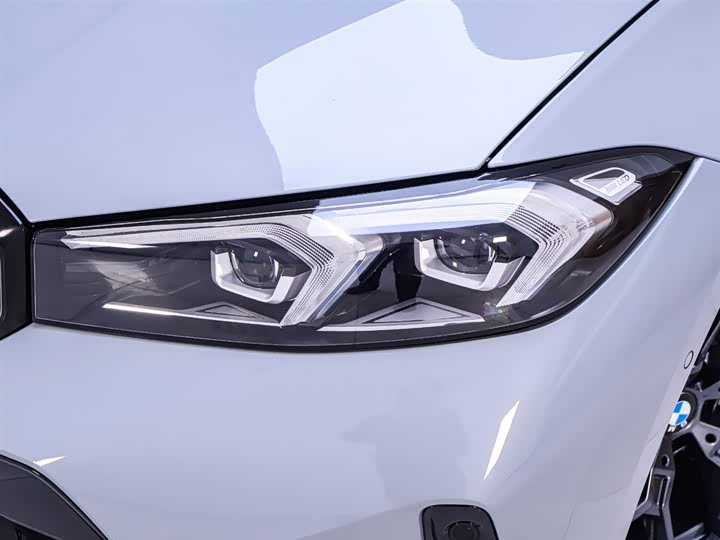 BMW 3 Series 2025 2025款 330Li M运动曜夜套装