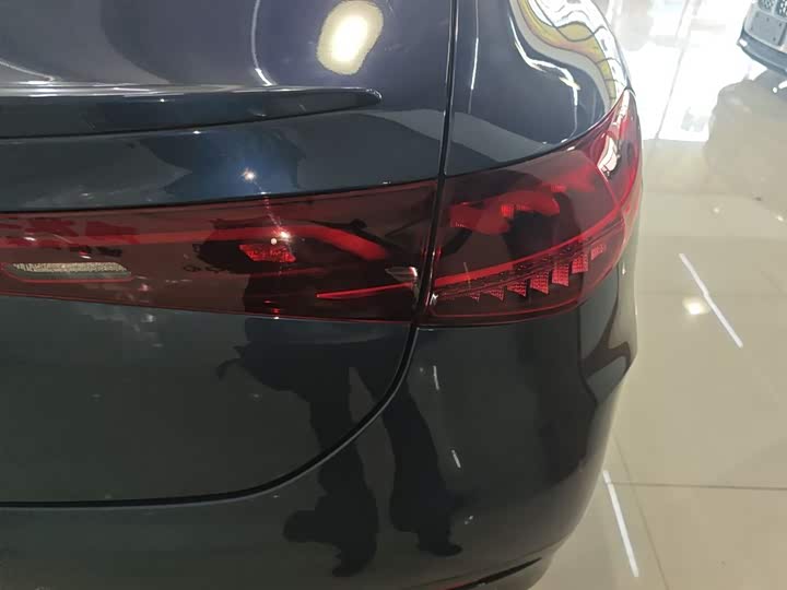 Mercedes-Benz EQE 2022 2022款 350 豪华版