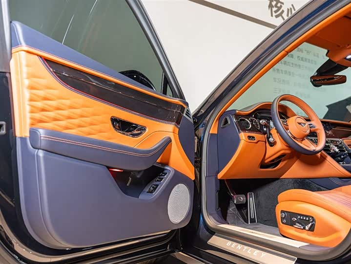 Bentley Flying Spur Hybrid 2022 2022款 2.9T V6 Hybrid