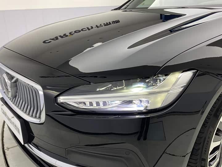 Volvo S90 2025 2025款 B5 智逸豪华版