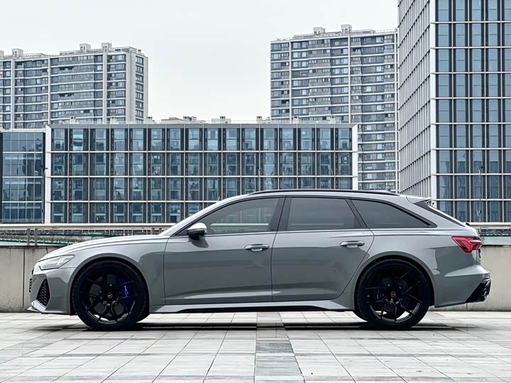 Audi RS 6 2021 2021款 RS 6 4.0T Avant 尊享版