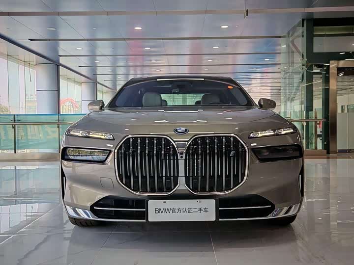 BMW i7 2023 2023款 xDrive60L 豪华套装