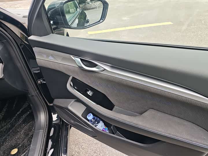 Geely Preface 2025 2025款 东方曜 2.0TD 今朝版