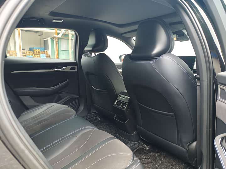 Geely Preface 2025 2025款 东方曜 2.0TD 今朝版