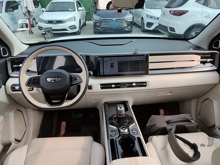 Geely Icon 2023 2023款 1.5TD 巧克力醇巧版