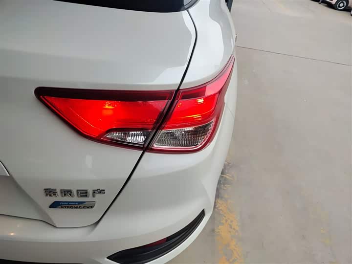 Nissan Lannia 2021 2021款 1.6L CVT炫酷版