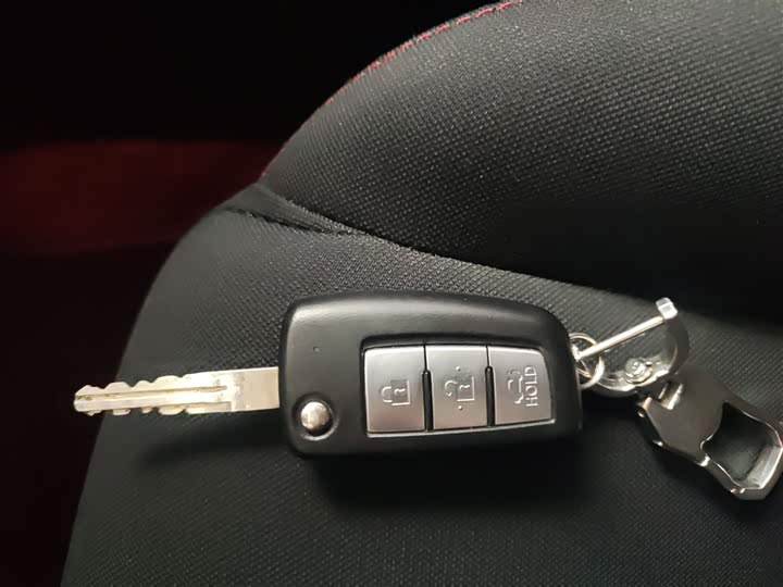 Nissan Lannia 2021 2021款 1.6L CVT炫酷版