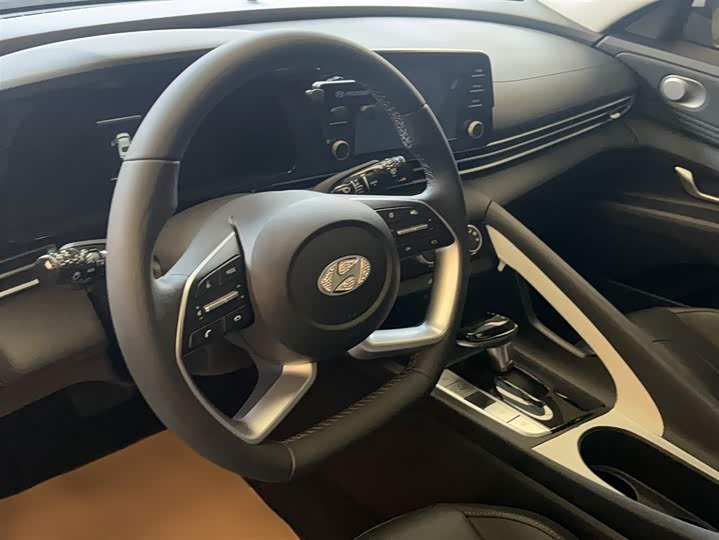 Hyundai Elantra N line 2023 2023款 1.5L CVT GLX精英版