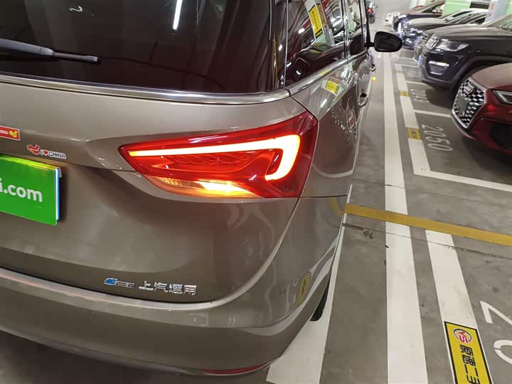 Buick GL6 2021 2021款 323T 轻混动互联豪华型