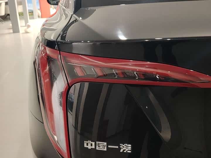 Hongqi E-QM5 2024 2024款 450km 出行版