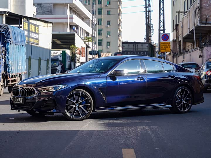 BMW 8 Series 2021 2021款 840i 四门轿跑车烈焰典藏版