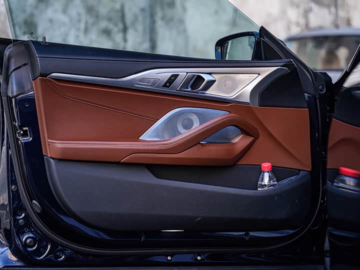 BMW 8 Series 2021 2021款 840i 四门轿跑车烈焰典藏版