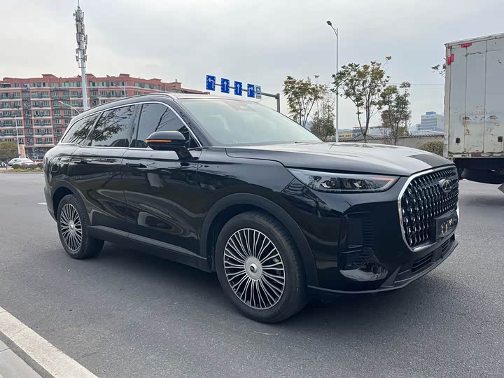 Chery Tiggo 8L 2024 2024款 2.0T 两驱豪华版 5座