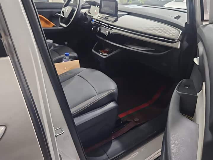 Bestune NAT 2023 2023款 PRO 舒享出行版 419km