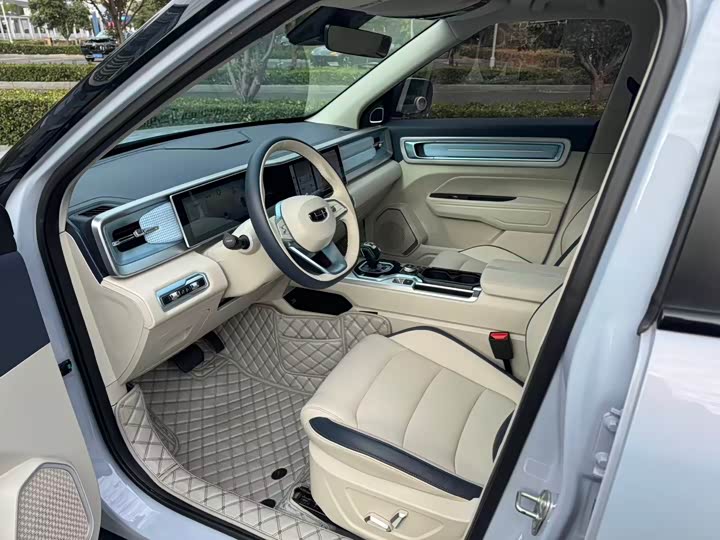 Geely Icon 2023 2023款 1.5TD 主角