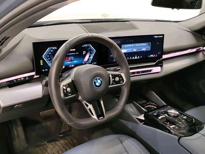 BMW i5 2024 2024款 eDrive 35L 尊享型 M运动套装