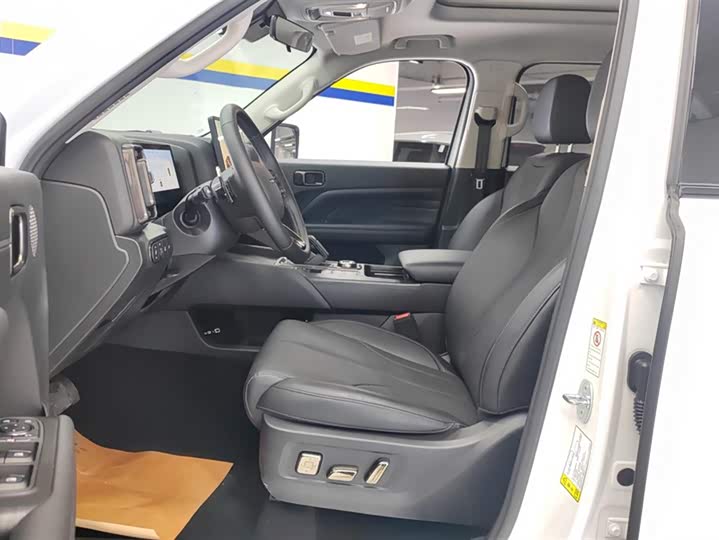 Haval H9 2024 2024款 2.0T 汽油四驱拓境版