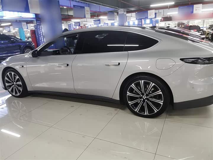 2024 Nio ET7