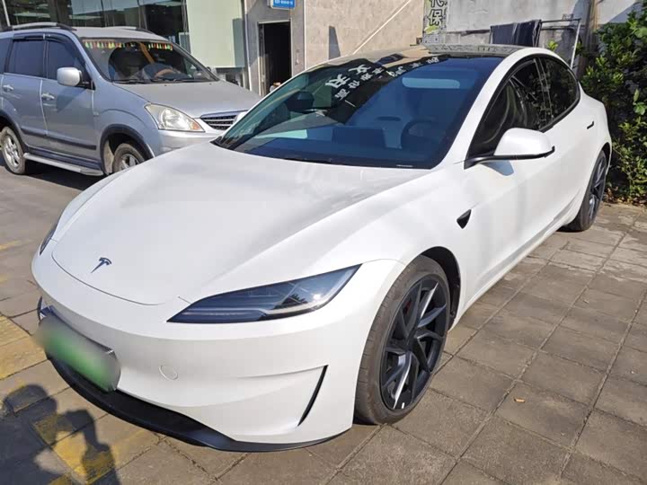 2024 Tesla Model 3