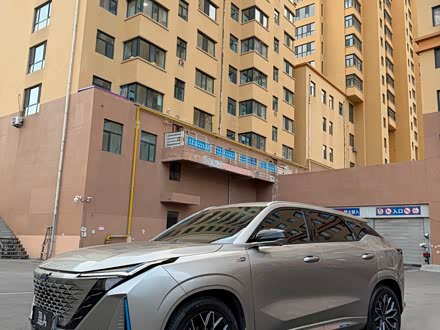 Changan Oshan Z6 Hybrid 2023 2023款 智电iDD 150KM旗舰PLUS智慧泊车版