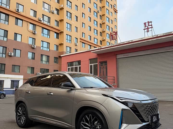 Changan Oshan Z6 Hybrid 2023 2023款 智电iDD 150KM旗舰PLUS智慧泊车版