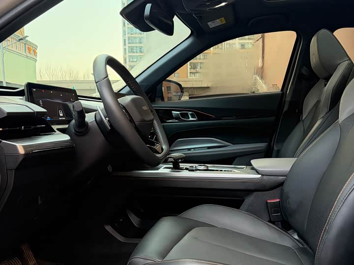 Changan Oshan Z6 Hybrid 2023 2023款 智电iDD 150KM旗舰PLUS智慧泊车版