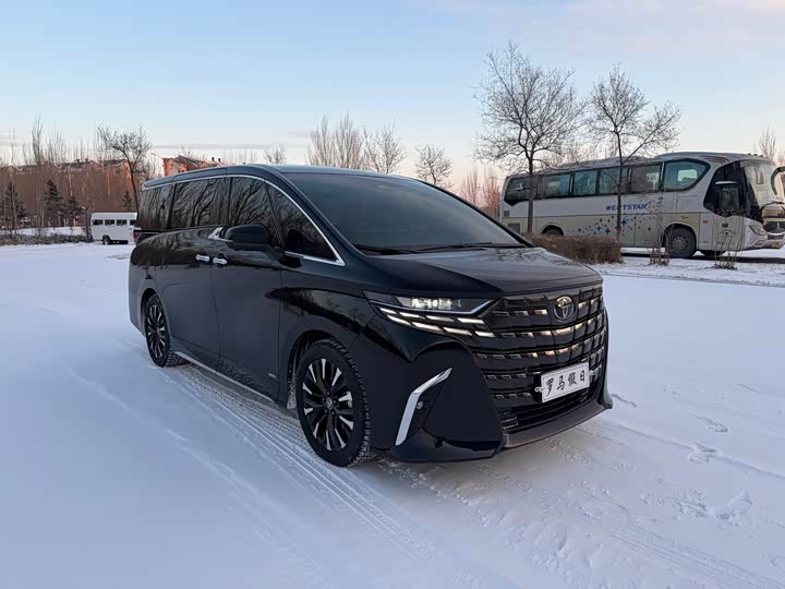 Toyota Alphard 2024 2024款 双擎 2.5L 尊贵版
