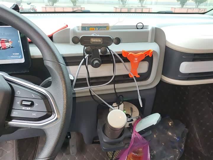 Maxus Dana V1 2024 2024款 V1 长轴低顶（51kWh）