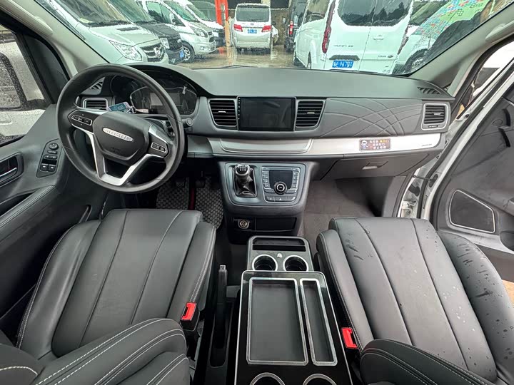 Maxus G10 2023 2023款 2.0T 手动多功能版 柴油 7座