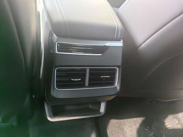 Geely Preface 2025 2025款 东方曜 2.0TD 今朝版