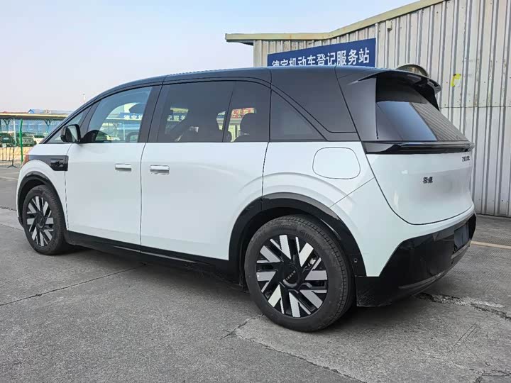 Zeekr Mix 2025 2025款 长续航智驾版