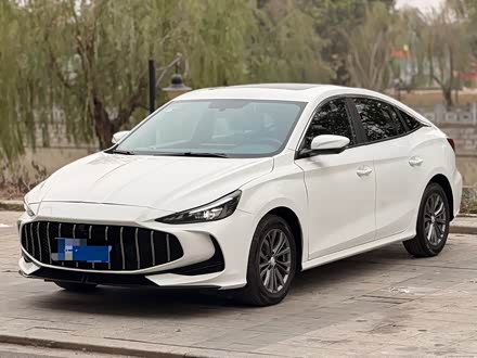 MG Motor 5 2025 2025款 180DVVT 全球豪华版