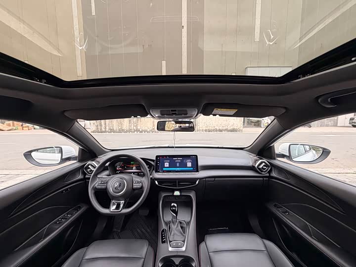 MG Motor 5 2025 2025款 180DVVT 全球豪华版