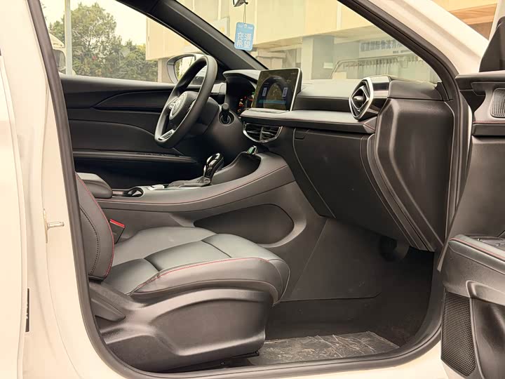 MG Motor 5 2025 2025款 180DVVT 全球豪华版