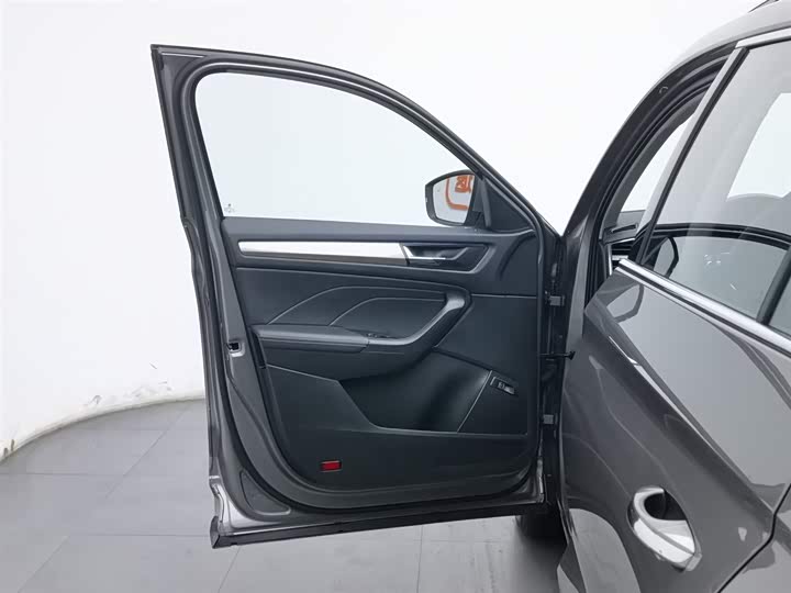 Skoda Kodiaq 2023 2023款 改款 TSI330 5座两驱奢享版