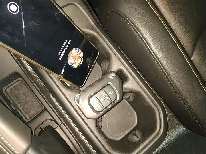 Jeep Wrangler 2024 2024款 2.0T 撒哈拉四门版