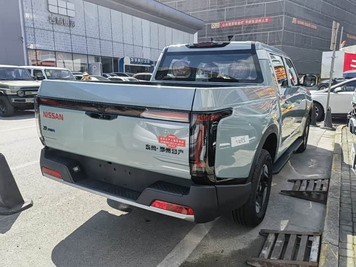 Dongfeng Z9 GE Hybrid 2025 2025款 135KM 四驱豪华版