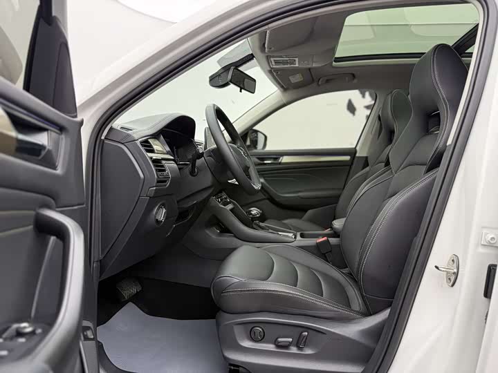 Skoda Kodiaq 2022 2022款 TSI330 7座两驱奢享版