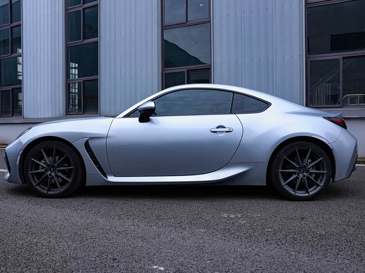 Subaru BRZ 2022 2022款 2.4L 手动版