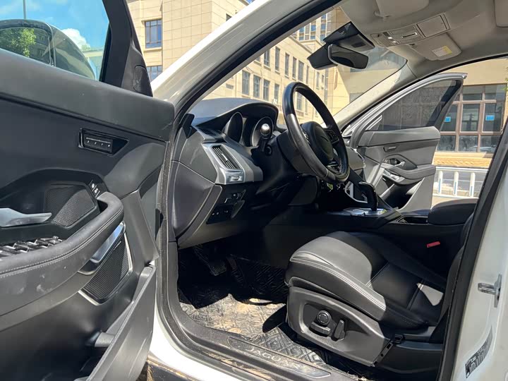 Jaguar E-Pace 2018 2018款 P250 SE 国V