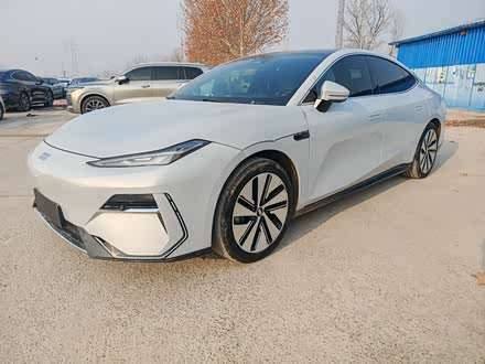 Geely Galaxy E8 2024 2024款 665km 后驱星舰 远航版