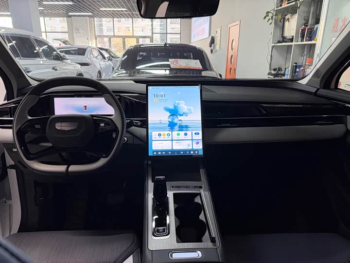 Geely Atlas L 2024 2024款 1.5TD DCT龙腾版