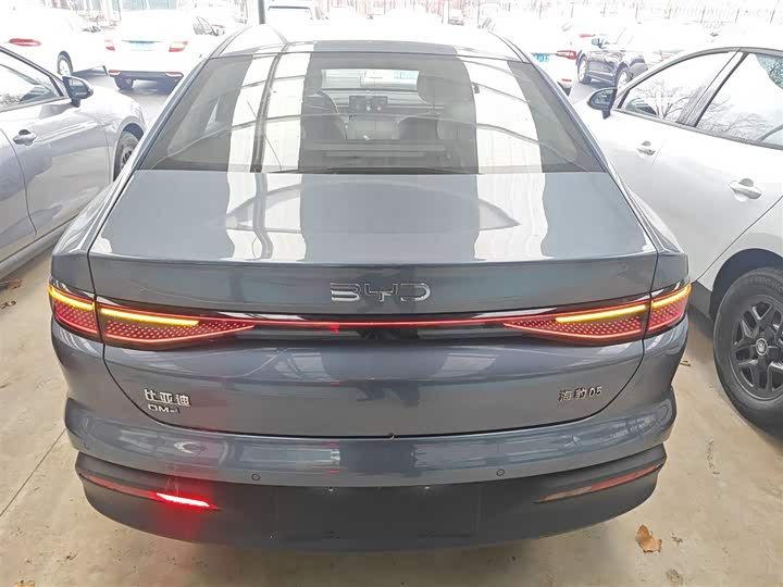 BYD Seal 05 DM-i Hybrid 2025 2025款 DM-i 智驾版 55KM豪华型
