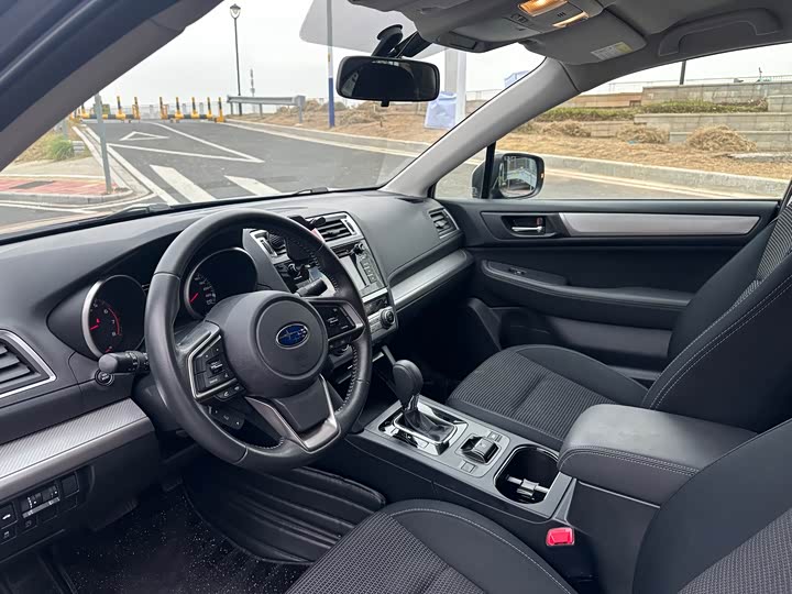 Subaru Legacy Sport 2020 2020款 2.5i 全驱风尚版