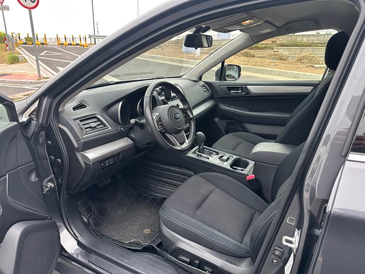 Subaru Legacy Sport 2020 2020款 2.5i 全驱风尚版