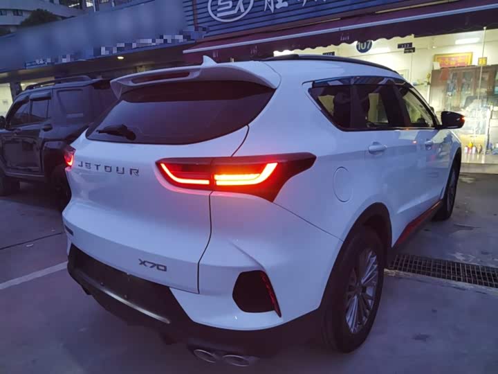 Jetour X70 2023 2023款 1.5T DCT超越PRO+版 7座