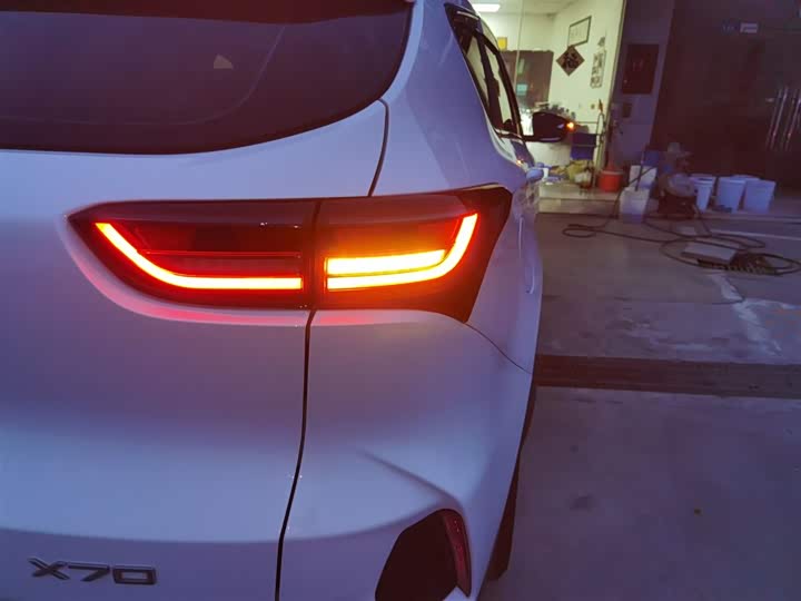 Jetour X70 2023 2023款 1.5T DCT超越PRO+版 7座