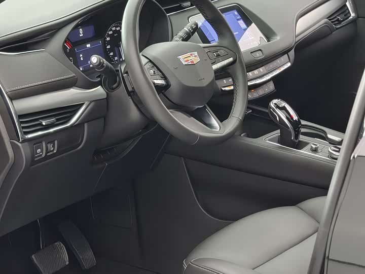 Cadillac XT4 2023 2023款 28T 两驱豪华型